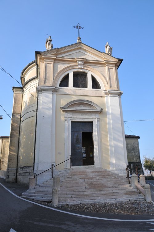 La chiesa di Cavalcaselle